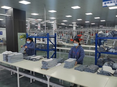 棗莊項(xiàng)目觀摩|騰籠換鳥!臺兒莊&ldquo;零增地&rdquo;招商完善紡織產(chǎn)業(yè)體